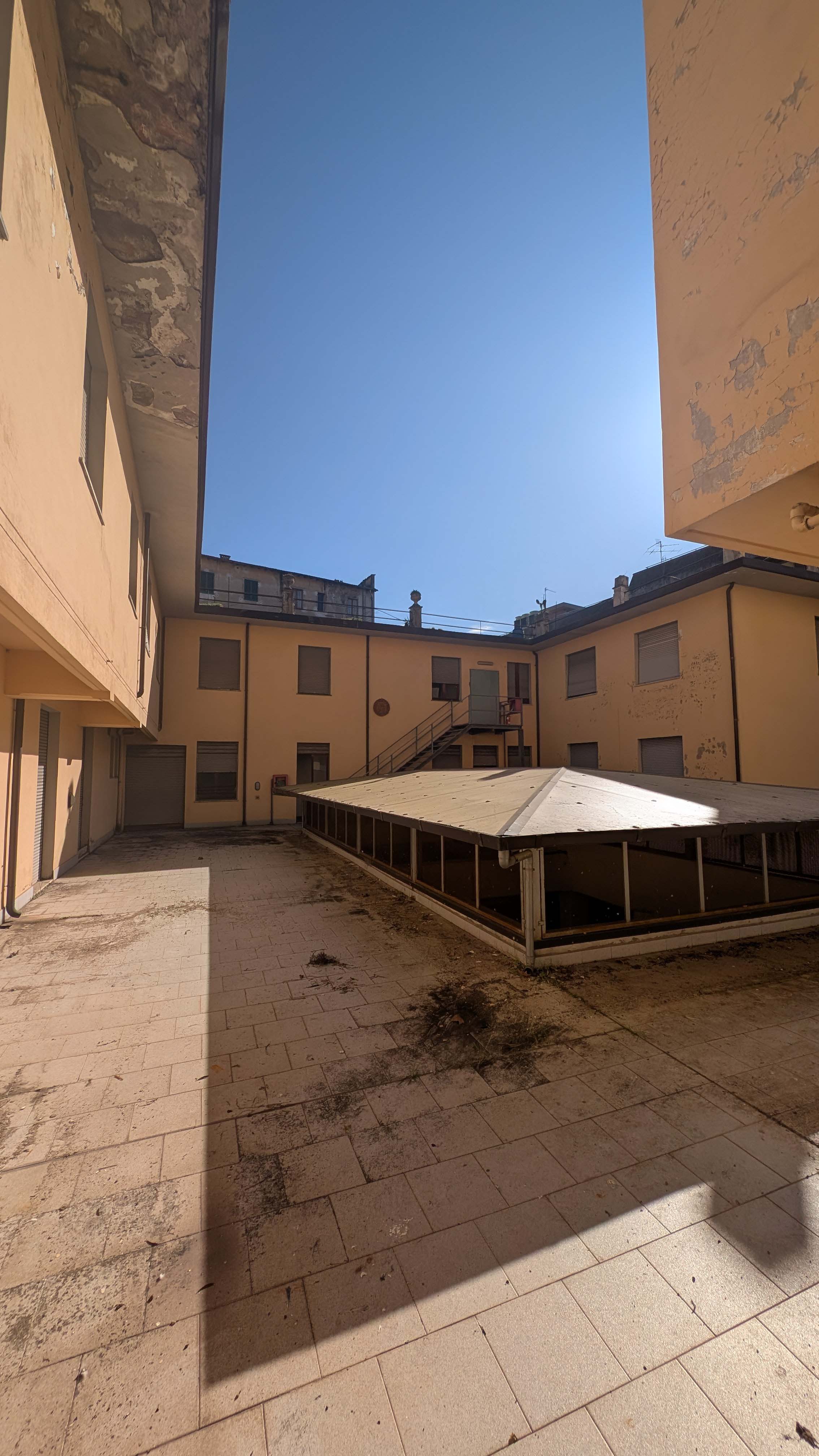 Com&rsquo;era, prima dell&rsquo;intervento